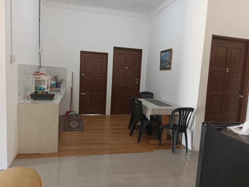 Homestay Lembah Tambunan Kampong Nail ภายนอก รูปภาพ